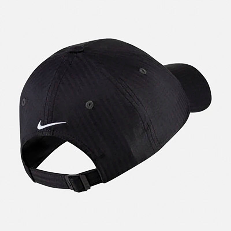 Nike Metal Button Golf Stitching Embroidery Vap Men and Women with the Same Couple Black and White Label Stitching Embroidery